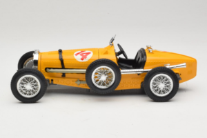 Bugatti Type 59 #14 Grand Prix Naranja Bburago 1:18 3012 Metal - imagen 3 de 6