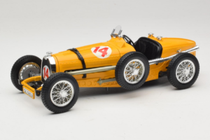 Bugatti Type 59 #14 Grand Prix Naranja Bburago 1:18 3012 Metal