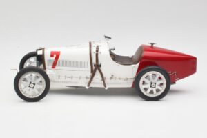 Bugatti Type 35 GP Poland 1924 CMC 1:18 M-100 B-003 Metal - imagen 3 de 6