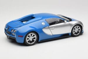 Bugatti Veyron Edition Centenaire Chrome Blue Minichamps 1:18 100110850-O Metal - imagen 3 de 7