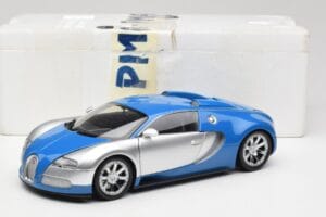 Bugatti Veyron Edition Centenaire Chrome Blue Minichamps 1:18 100110850-O Metal - imagen 7 de 7