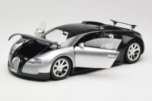 Bugatti Veyron Edition Centenaire Chrome Green Minichamps 1:18 100110852 Metal - imagen 2 de 8