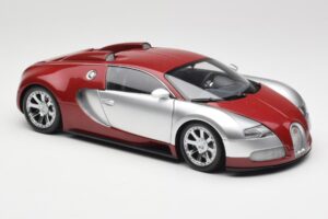Bugatti Veyron Edition Centenaire Chrome Red Minichamps 1:18 100110851-O Metal - imagen 6 de 8
