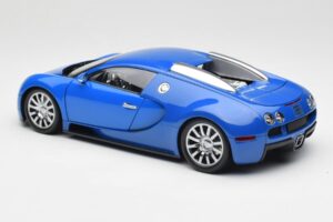 Bugatti Veyron Azul Claro Azul Oscuro Minichamps 1:18 100110821 Metal - imagen 7 de 8