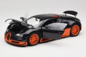 Bugatti Veyron Super Sport World Record Edition Carbon & Orange Minichamps 1:18 100110840 Metal - imagen 2 de 8