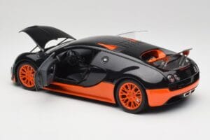 Bugatti Veyron Super Sport World Record Edition Carbon & Orange Minichamps 1:18 100110840 Metal - imagen 5 de 8