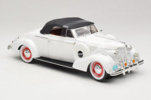 Buick Century Descapotable Blanco Signature Models 1:18 18131 Metal - imagen 4 de 6