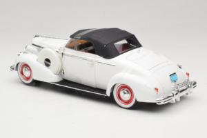 Buick Century Descapotable Blanco Signature Models 1:18 18131 Metal - imagen 5 de 6