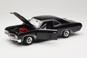 Buick GS 400 Negro American Muscle 1:18 33086 Metal - imagen 2 de 8