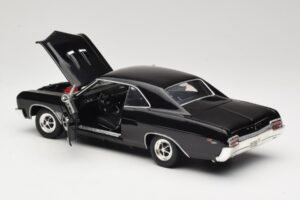 Buick GS 400 Negro American Muscle 1:18 33086 Metal - imagen 5 de 8