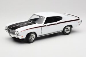 Buick GSX Blanco American Muscle 1:18 AMM1322/06 Metal