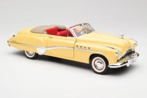 Buick Roadmaster Chrome Yellow Motormax 1:18 23124646-M17 Metal - imagen 6 de 8