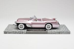 Buick Wildcat II Concept Salmon Metallic Minichamps 1:18 107141221 Resina - imagen 3 de 6
