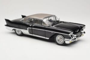 Cadillac Brougham Negro Sun Star 1:18 4001 Metal - imagen 6 de 8