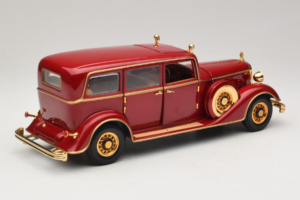 Cadillac Deluxe Tudor Limusina de Estado Puyi Último Emperador de China Sun Star 1:18 4100 Metal - imagen 3 de 9