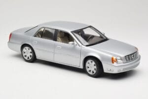Cadillac DeVille DTS Maisto 1:18 56061 Metal - imagen 6 de 8