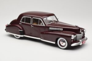 Cadillac Fleetwood 60 Special Sedan Rojo MCG 1:18 MCG18071 Metal - imagen 4 de 6