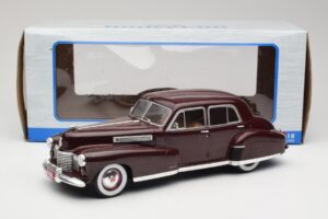 Cadillac Fleetwood 60 Special Sedan Rojo MCG 1:18 MCG18071 Metal - imagen 6 de 6