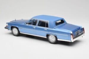 Cadillac Fleetwood Brougham Azul Metalizado MCG 1:18 MCG18252 Metal - imagen 5 de 6