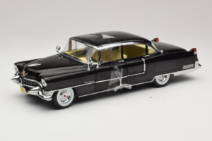 Cadillac Fleetwood Series 60 The Godfather Greenlight 1:18 Cadillac Fleetwood Series 60 The Godfather Greenlight 1:18 12949 Metal
