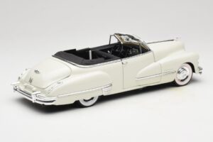 Cadillac Series 62 Descapotable Blanco Anson 1:18 30335 Metal - imagen 3 de 8