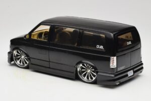 Chevrolet Astro Van Tuned Negro Jada 1:18 63122 Metal - imagen 7 de 8