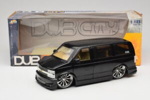 Chevrolet Astro Van Tuned Negro Jada 1:18 63122 Metal - imagen 8 de 8