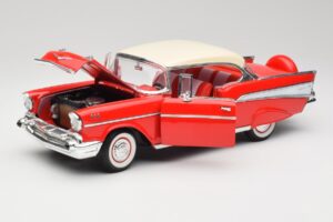 Chevrolet Bel Air Matador Rojo & India Marfil Road Legends 1:18 92109 Metal - imagen 2 de 8