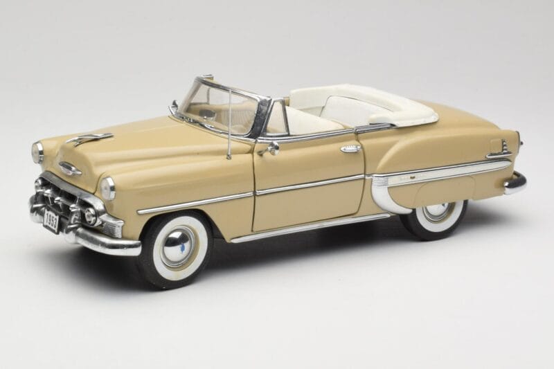Chevrolet Bel Air Descapotable Crema Sun Star 1:18 1623 Metal