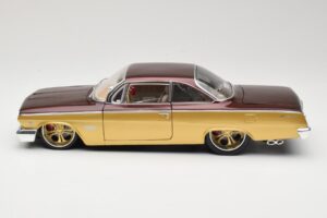 Chevrolet Bel Air Dorado & Marrón Maisto 1:18 31064 Metal - imagen 4 de 8