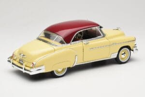 Chevrolet Bel Air Amarillo & Rojo Motormax 1:18 73111 Metal - imagen 3 de 8