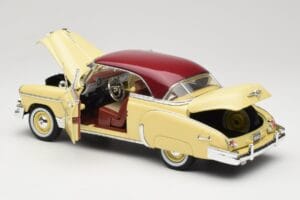 Chevrolet Bel Air Amarillo & Rojo Motormax 1:18 73111 Metal - imagen 5 de 8