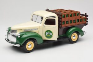 Chevrolet Brasseur Perrier Delivery Van Verde Solido 1:18 203243 Metal - imagen 2 de 8