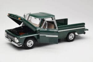 Chevrolet C-10 Verde Sun Star 1:18 1360 Metal - imagen 2 de 8