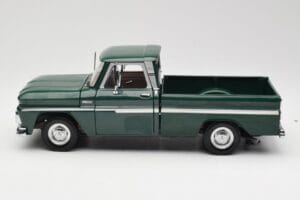 Chevrolet C-10 Verde Sun Star 1:18 1360 Metal - imagen 4 de 8