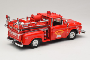 Chevrolet C-20 Fire Truck Sun Star 1:18 1383 Metal - imagen 2 de 6