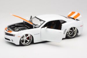 Chevrolet Camaro Concept Tuned Blanco Jada 1:18 63014 Metal - imagen 2 de 8