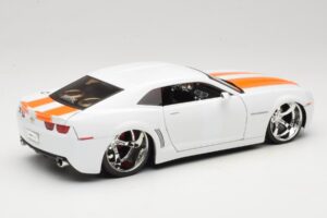 Chevrolet Camaro Concept Tuned Blanco Jada 1:18 63014 Metal - imagen 3 de 8