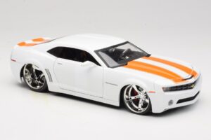 Chevrolet Camaro Concept Tuned Blanco Jada 1:18 63014 Metal - imagen 6 de 8