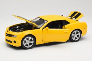 Chevrolet Camaro SS RS Amarillo Maisto 1:18 31173 Metal - imagen 2 de 8