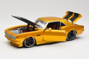 Chevrolet Camaro Z/28 Dorado Maisto 1:18 31066 Metal - imagen 2 de 8