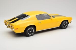 Chevrolet Camaro Z28 RS Daytona Yellow Otto 1:12 G085 Resina - imagen 2 de 6