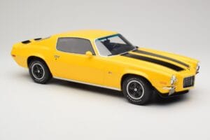 Chevrolet Camaro Z28 RS Daytona Yellow Otto 1:12 G085 Resina - imagen 4 de 6