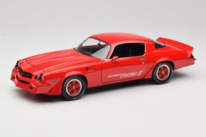 Chevrolet Camaro Z28 Yenko Turbo Z Rojo GreenLight 1:18 12999 Metal