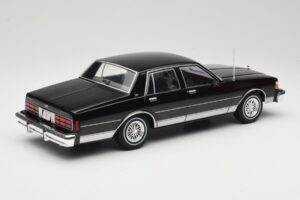 Chevrolet Caprice Negro MCG 1:18 MCG18113 Metal - imagen 2 de 6