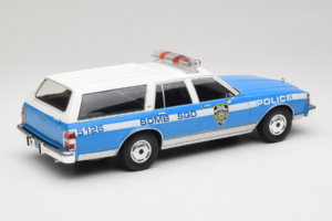 Chevrolet Caprice Estate Wagon NYPD MCG 1:18 MCG18477 Metal - imagen 2 de 6