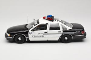 Chevrolet Caprice Glendale Policía UT Models 1:18 21026 Metal - imagen 4 de 8