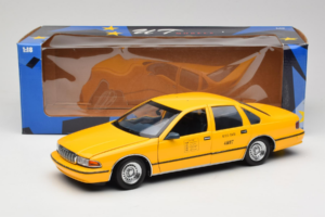 Chevrolet Caprice Taxi NYC UT Models 1:18 180142095-O1 Metal - imagen 8 de 8