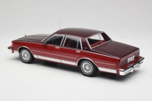 Chevrolet Caprice Rojo Metálico MCG 1:18 MCG18361 Metal - imagen 5 de 6
