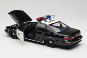 Chevrolet Caprice California Policía UT Models 1:18 180142098 Metal - imagen 5 de 8